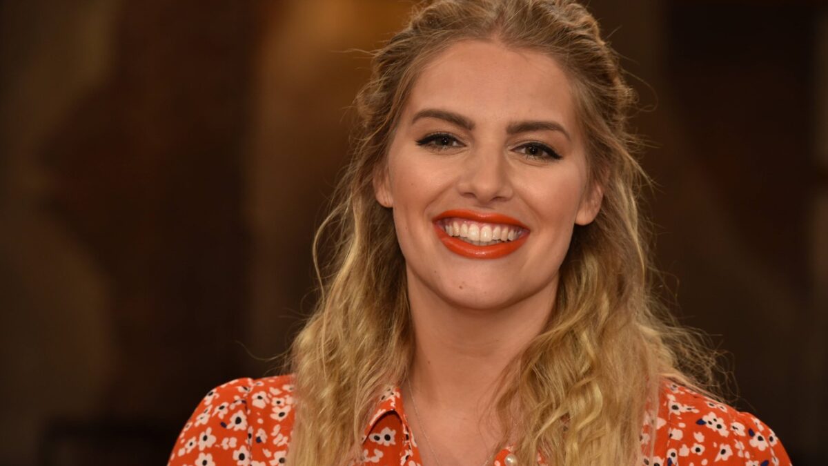 Angelina Kirsch, Moderatorin, Curvy Supermodel, Buch
