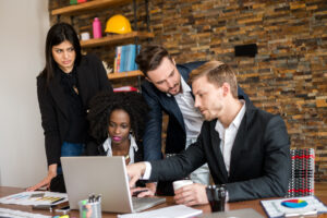 PR Massnahmen: Was macht eine PR-Agentur oder ein/e PR-Berater:in