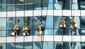 Glasfassadenreinigung: Eine Fensterreinigung wie vom Profi