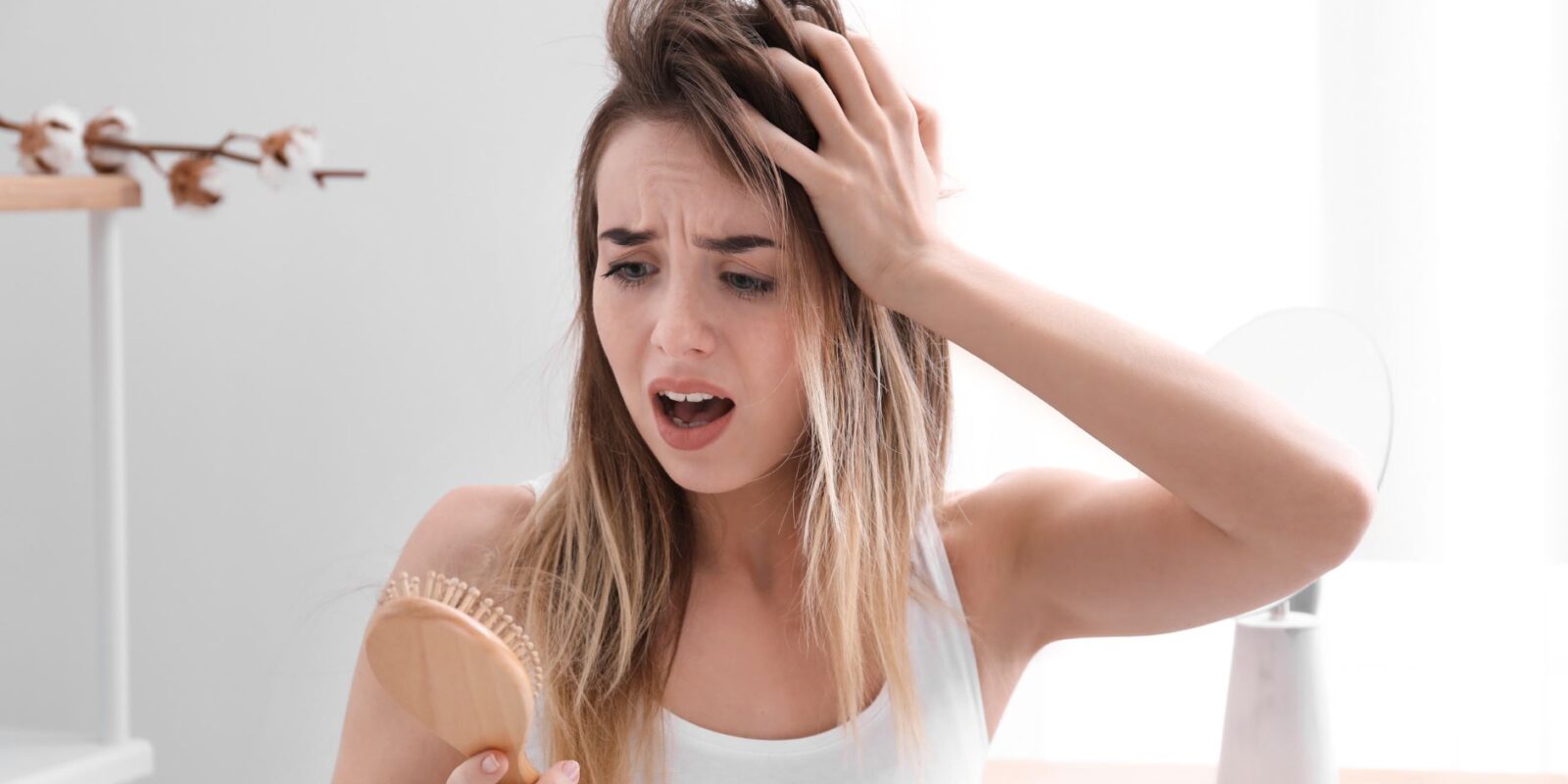 Mittel gegen Haarausfall bei Frauen: Was hilft wirklich bei erblichem und diffusem Haarausfall?