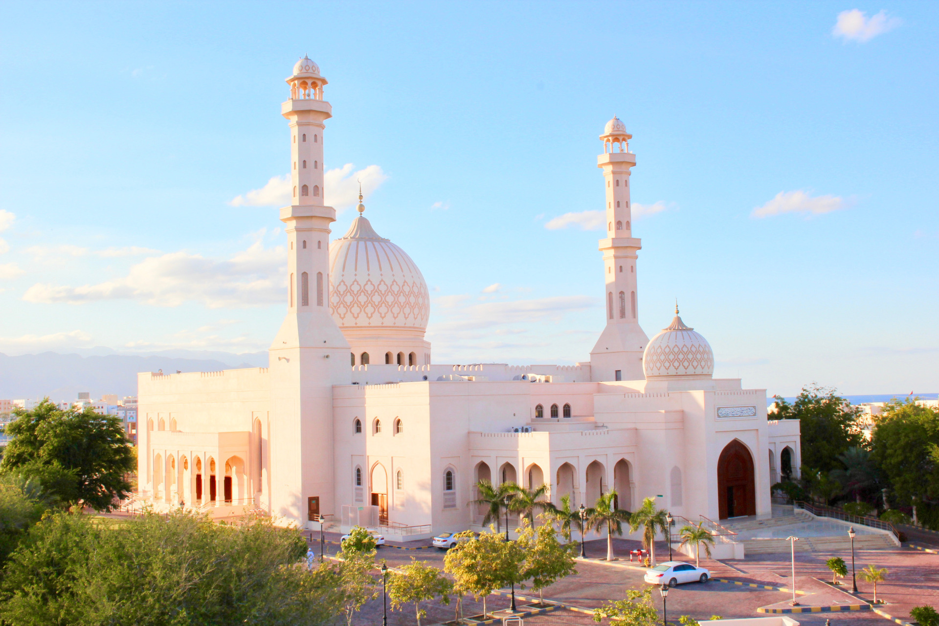 Als Frau in den Oman reisen Tipps für eine Rundreise