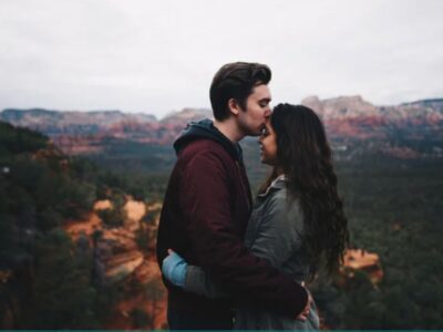 Männer verlieben sich durch Distanz Warum verliebte Männer Distanz schaffen und was du tun kannst