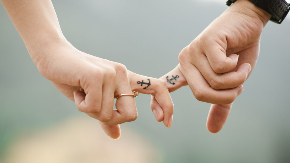 Partner Tattoo ewige Liebe: Tattoos für Paare, die ewige Liebe symbolisieren