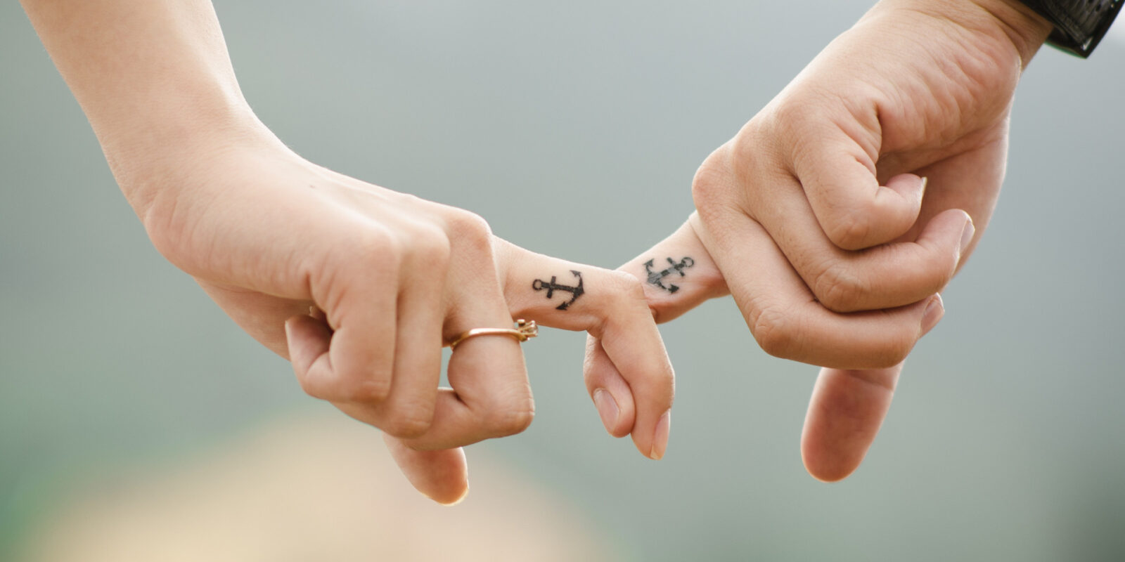 Partner Tattoo ewige Liebe: Tattoos für Paare, die ewige Liebe symbolisieren