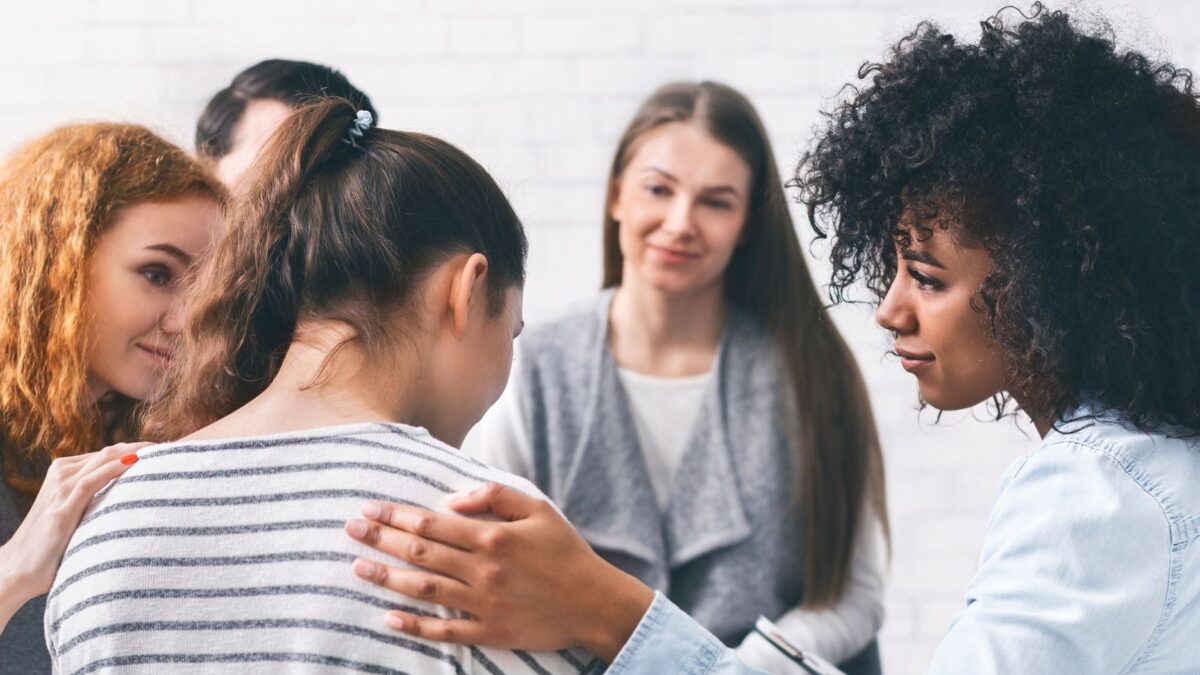 Wie kommt man aus einer Psychose raus? Hilfe für Betroffene und Angehörige