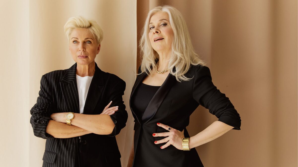 Jünger aussehen mit Anti-Aging-Outfits: Die Damenmode als Anti-Aging-Kur