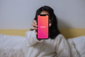 Sternzeichen auf Tinder: Welche Sternzeichen haben die Nase vorn?
