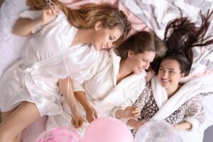 Das Frauenwochenende: Entspannung, Spaß und die Kunst der Selbstfürsorge 