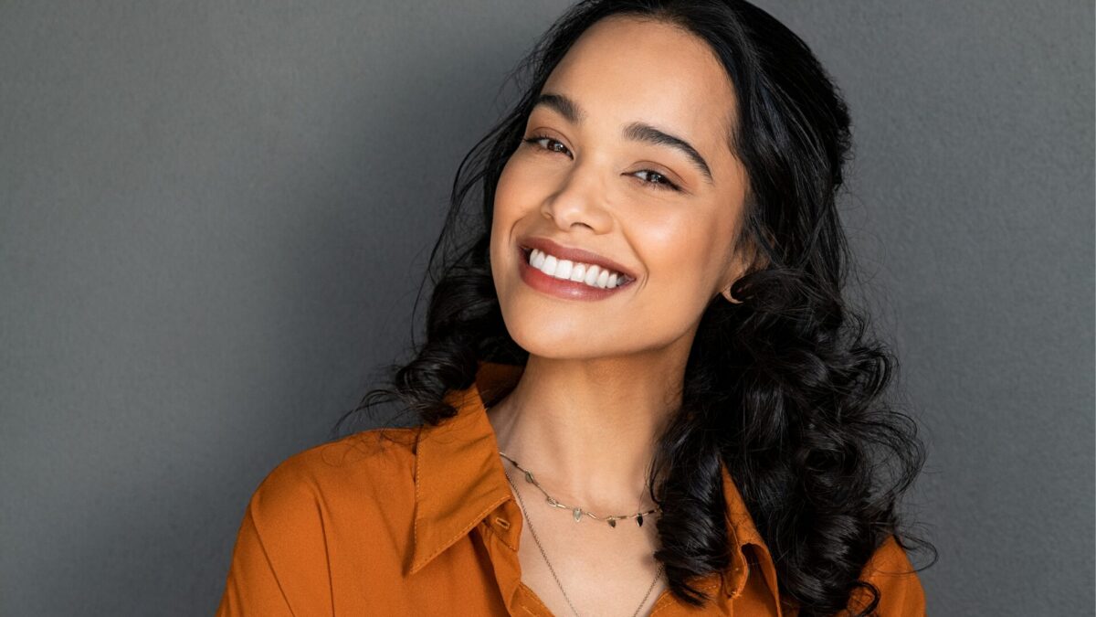 Was sind Veneers? Die Vor- und Nachteile dieser Zahn Behandlung