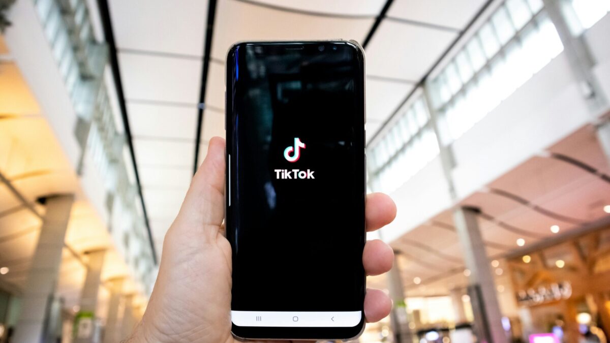 Aktuelle TikTok Trends Die heißesten Bewegungen für 2024