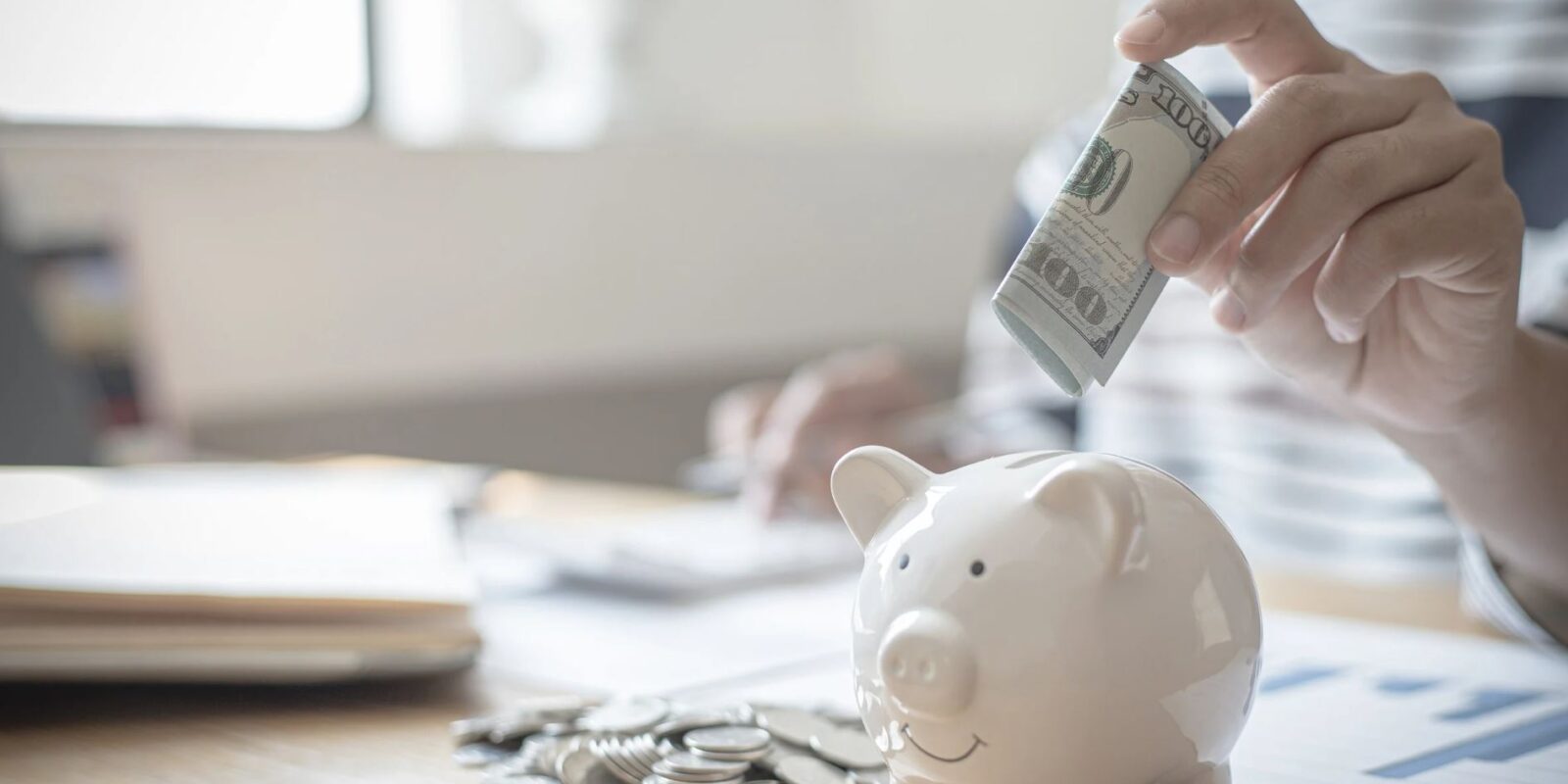 Wie kann ich monatlich Geld Sparen Tipps und Strategien für eine erfolgreiche Finanzplanung