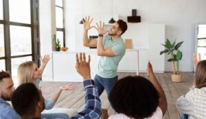Gute Unterhaltung: Die besten Spiele zu zweit ohne Material