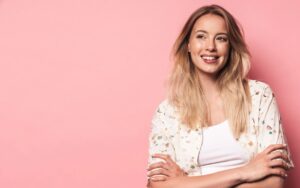 Kaley Cuoco Vermögen: So wurde die Big Bang Theory-Schauspielerin zur Millionärin
