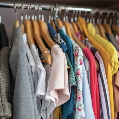 Wäsche riecht muffig nach einiger Zeit im Schrank