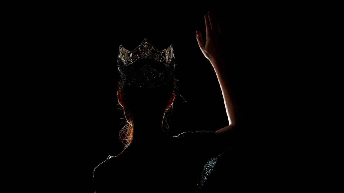 Die Hauptfiguren von The Crown Alles Wissenswerte zu den Staffeln 