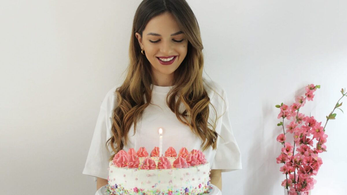 Finde liebevolle Geburtstagswünsche für Schwiegertochter und entdecke herzliche Sprüche, Zitate und Ideen für diesen besonderen Tag.