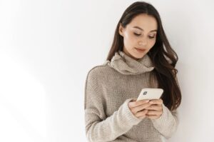 Wie digitale Plattformen unsere Entscheidungen lenken