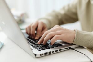 PDF-Datei für die Bewerbung zu groß? So lässt sie sich komprimieren