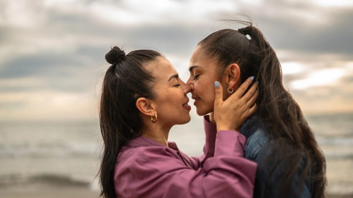 Als Frau das erste Mal in eine Frau verliebt sein und die eigenen Gefühle verstehen