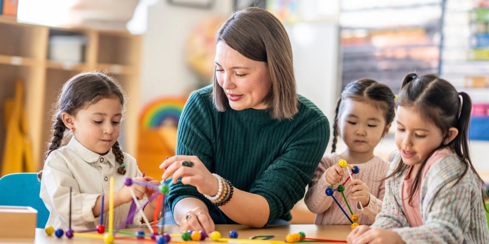 Hilfskraft im Kindergarten ohne Ausbildung Der quereinsteigerfreundliche Weg in die pädagogische Welt