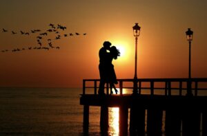 Slow Burn Romance: Stories die Spannung bis zum Zerreißen aufbauen