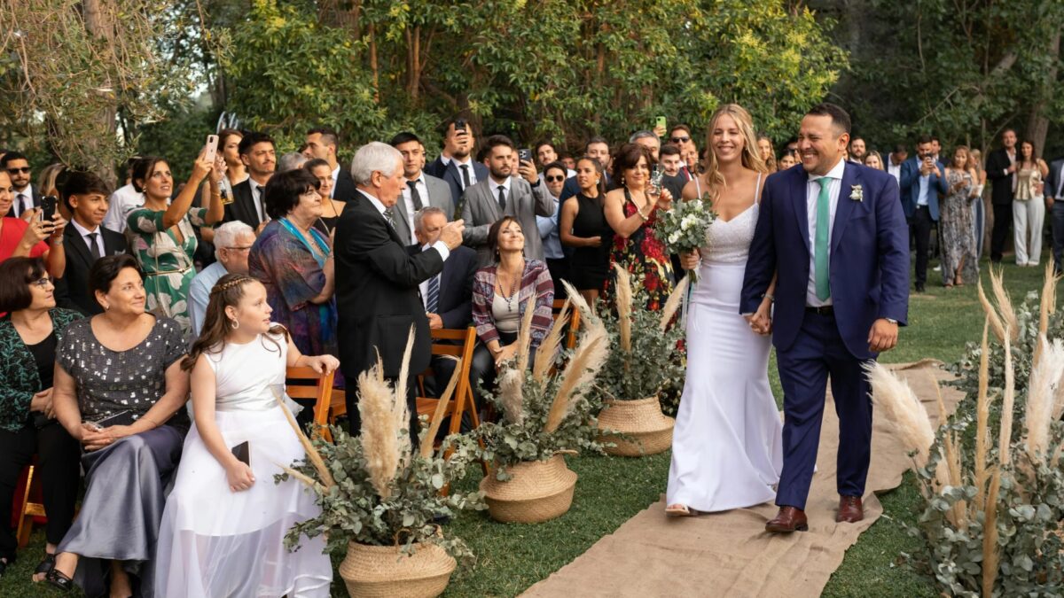 Lustige Dresscode Sprüche Hochzeit Charmante Texte mit garantiertem Schmunzeleffekt